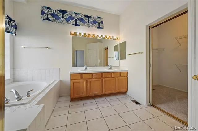 4969 S Malaya Way Aurora, CO 80015
