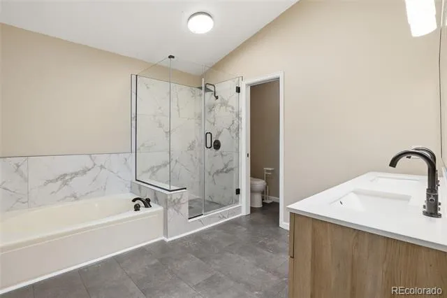 5716 S Lisbon Way Centennial, CO 80015