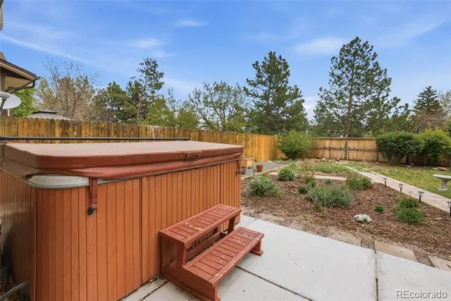 5716 S Lisbon Way Centennial, CO 80015