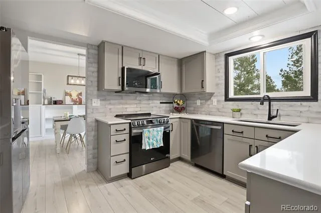 5716 S Lisbon Way Centennial, CO 80015