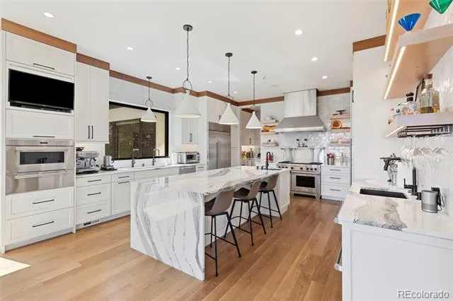 1685 Oakmoor Heights Colorado Springs, CO 80906