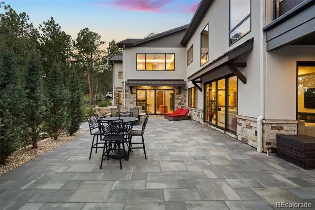 1685 Oakmoor Heights Colorado Springs, CO 80906