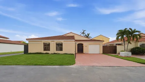 8871 SW 6th Street