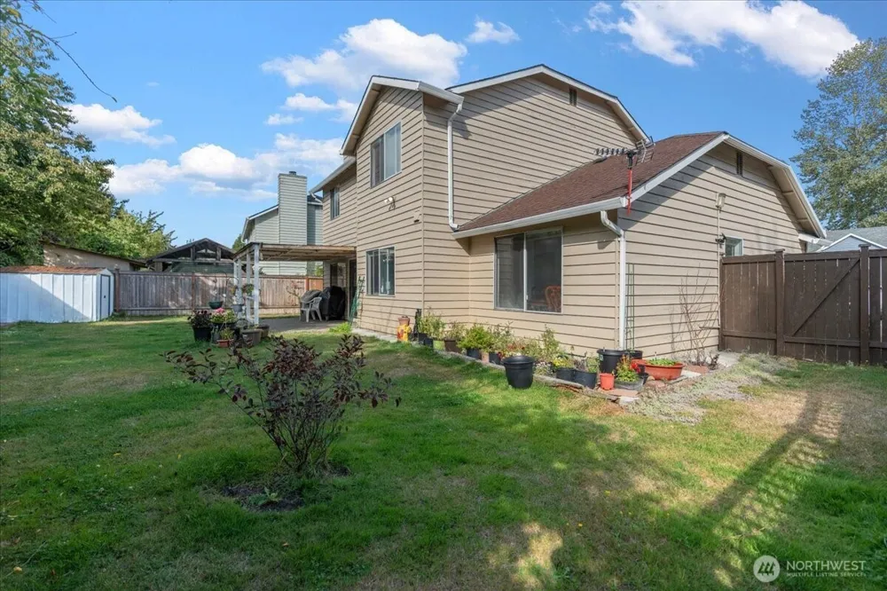 32825 17th Avenue SW Federal Way, WA 98023