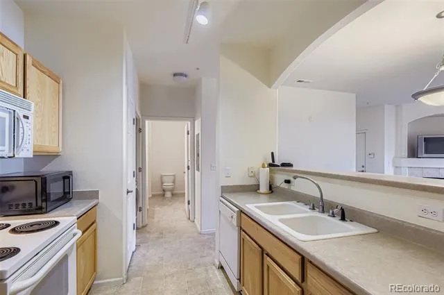 5255 Memphis Street #307 Denver, CO 80239