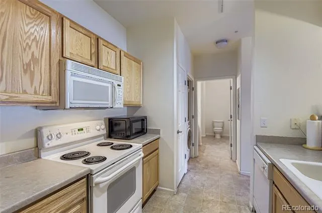5255 Memphis Street #307 Denver, CO 80239