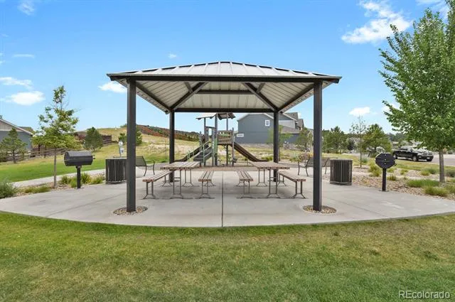 991 Horsetail Loop Elizabeth, CO 80107