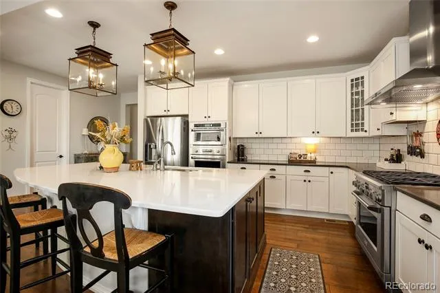 1108 Starglow Place Highlands Ranch, CO 80126