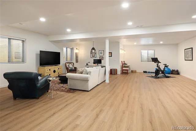 1108 Starglow Place Highlands Ranch, CO 80126