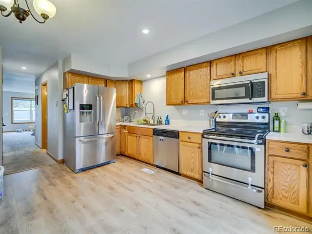 2108 Oakcrest Circle Castle Rock, CO 80104