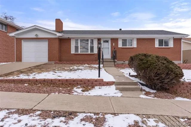 2105 Eagle View Drive Colorado Springs, CO 80909