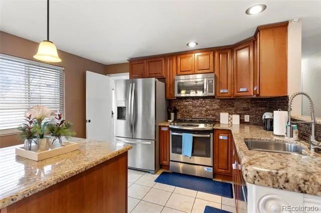 2105 Eagle View Drive Colorado Springs, CO 80909