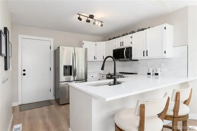 9561 Brentford Drive Littleton, CO 80130