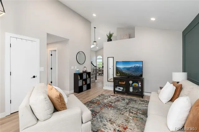 9561 Brentford Drive Littleton, CO 80130