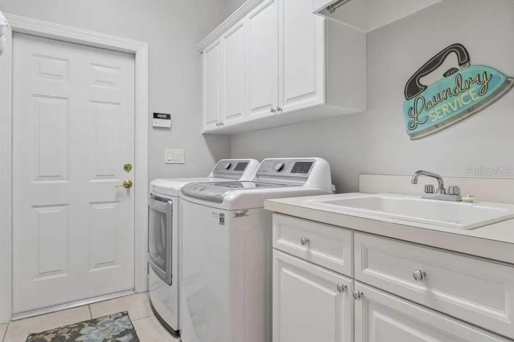 1413 EL PARDO DRIVE New Port Richey, FL 34655