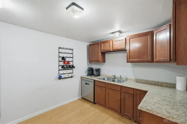 1050 S Quitman Street Denver, CO 80219