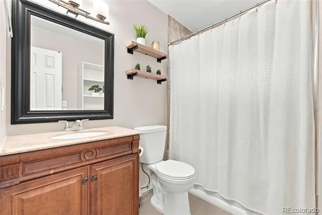 1935 S Peoria Street Aurora, CO 80014