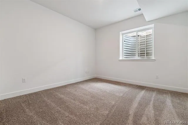 25010 E 42nd Avenue Aurora, CO 80019