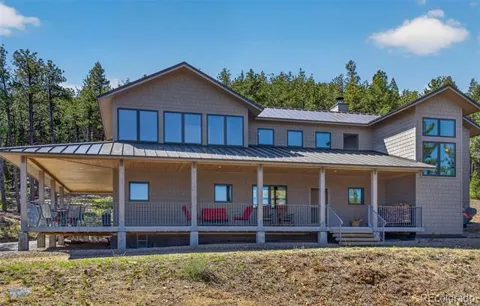 942 Spruce Drive