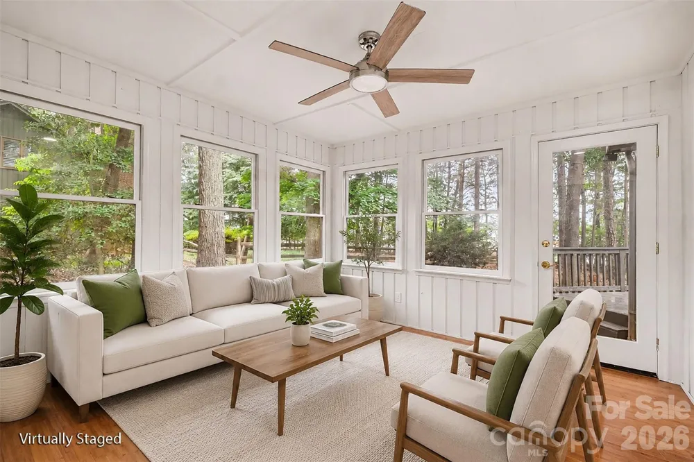 5042 Marci Lane Belmont, NC 28012
