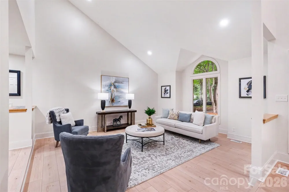 5042 Marci Lane Belmont, NC 28012