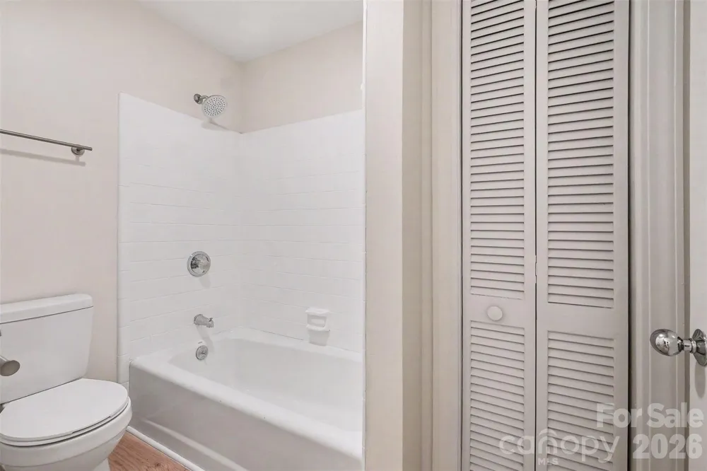 5042 Marci Lane Belmont, NC 28012