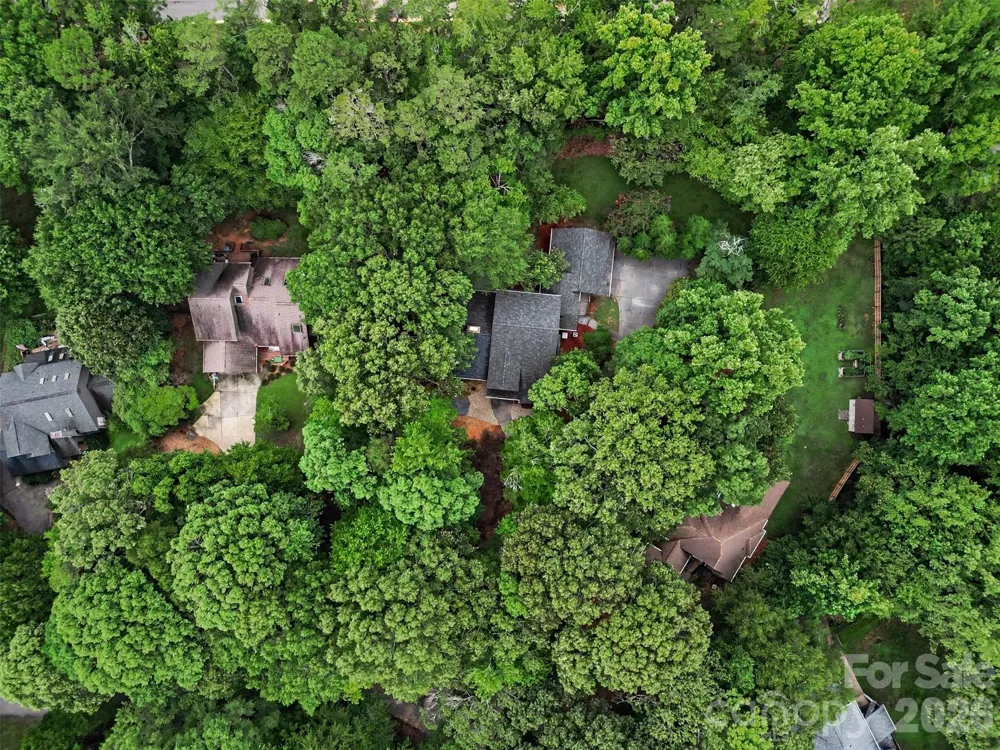 5042 Marci Lane Belmont, NC 28012