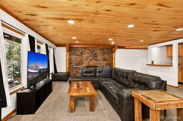 2218 Witter Gulch Road Evergreen, CO 80439