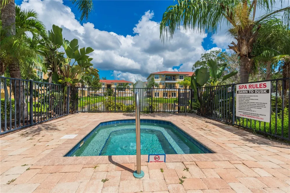 5065 ROYAL PALMS WAY #303 New Port Richey, FL 34652