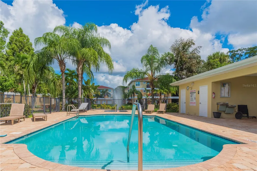 5065 ROYAL PALMS WAY #303 New Port Richey, FL 34652