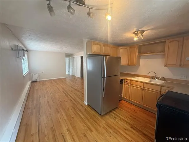 1063 Clarkson Street #8 Denver, CO 80218