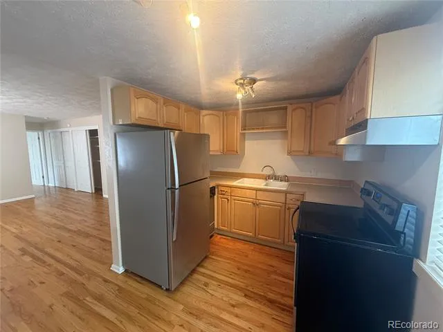 1063 Clarkson Street #8 Denver, CO 80218