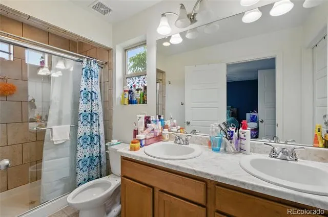 18619 E 50th Place Denver, CO 80249
