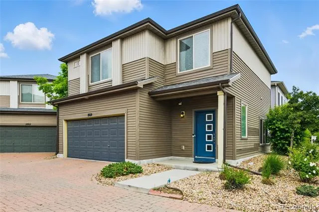 18619 E 50th Place Denver, CO 80249