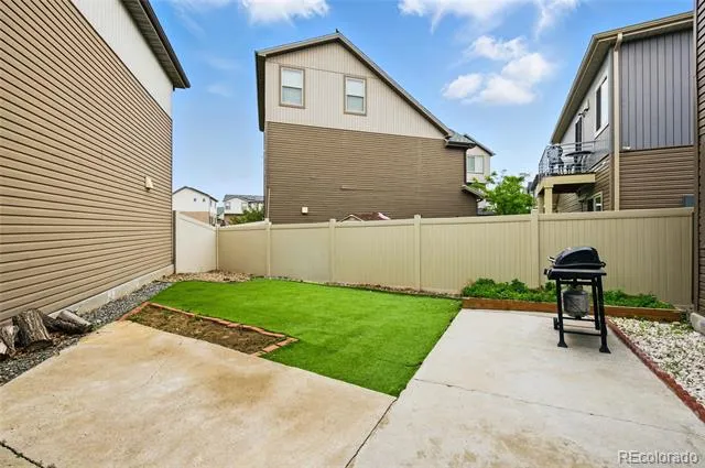 18619 E 50th Place Denver, CO 80249