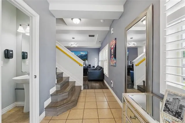 18619 E 50th Place Denver, CO 80249