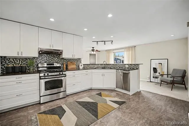 2474 Newland Street Edgewater, CO 80214