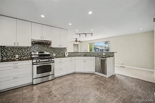 2474 Newland Street Edgewater, CO 80214