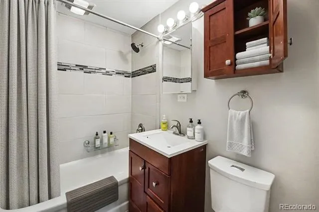 2474 Newland Street Edgewater, CO 80214