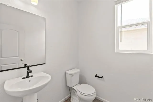 47378 Bluebell Avenue Bennett, CO 80102