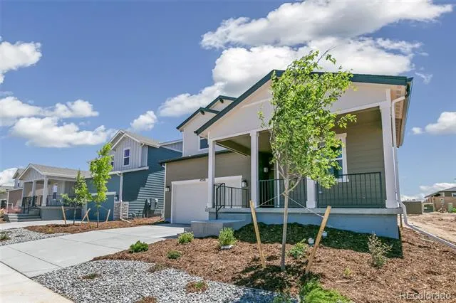 47378 Bluebell Avenue Bennett, CO 80102