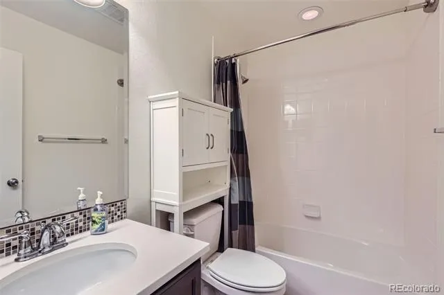 14641 E Poundstone Drive Aurora, CO 80015