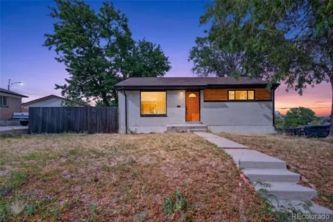 1343 Lipan Drive
