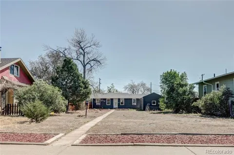 126 S 9th Avenue