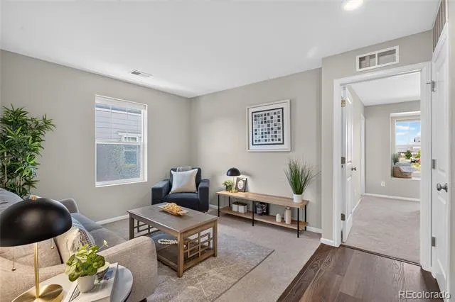 21719 E Quincy Circle Aurora, CO 80015