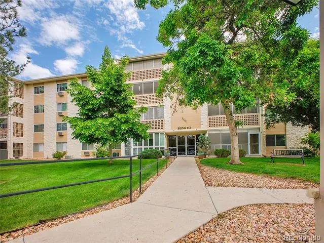 3144 S Wheeling Way #206 Aurora, CO 80014