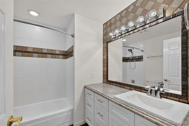 7900 W Layton Avenue #839 Littleton, CO 80123