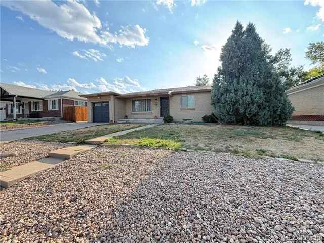 1223 S Eaton Street Denver, CO 80232