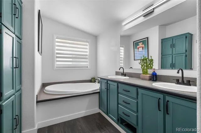 1436 Knox Court Denver, CO 80204