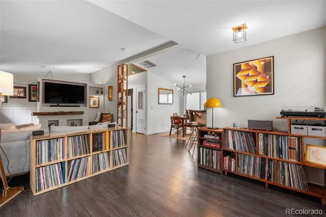 1436 Knox Court Denver, CO 80204
